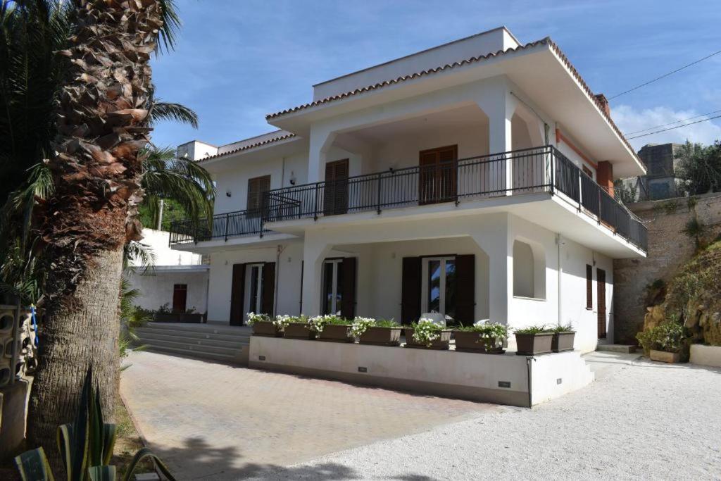 b&b Castellammare Home Castellammare del Golfo Exteriör bild